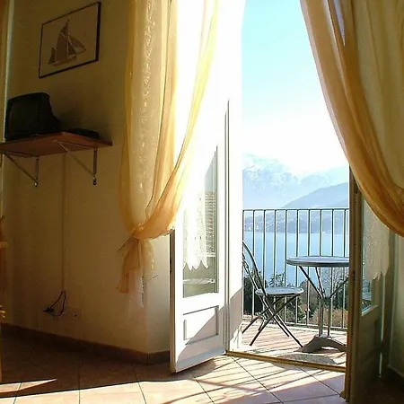 Apartment Sleeps 5 Pool Wifi